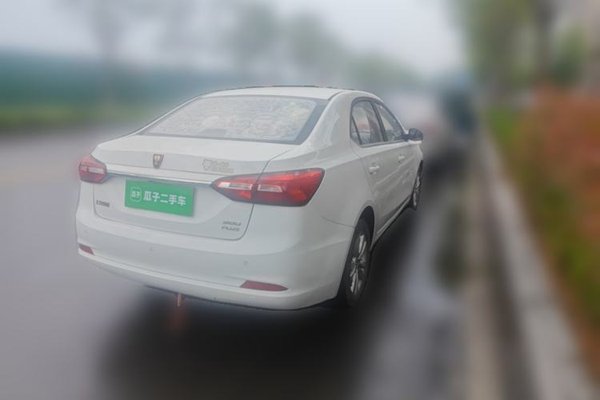 Roewe 360 2018, 33200 км, за 4149 USD