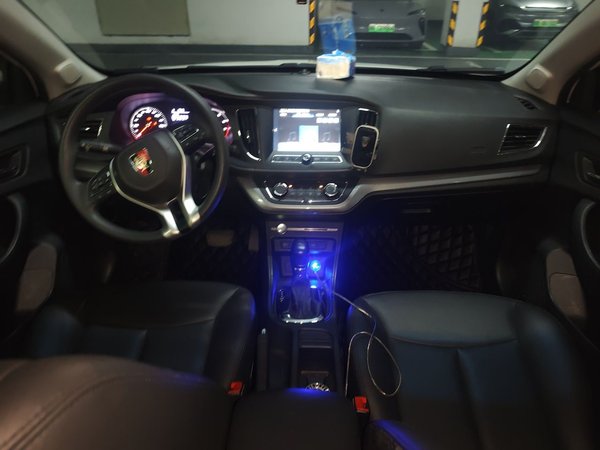Roewe 360 2018, 77100 км, за 3955 USD - фото 10