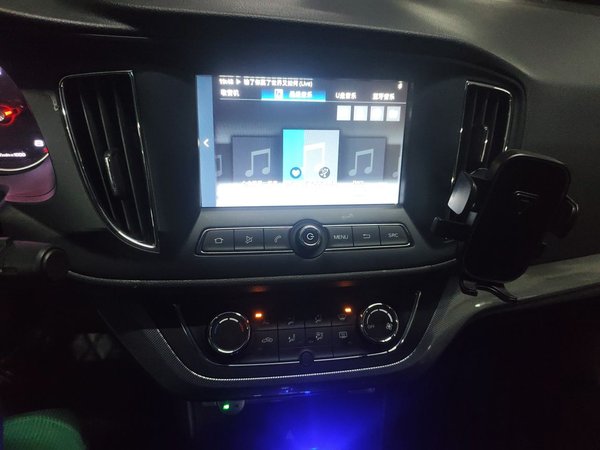 Roewe 360 2018, 77100 км, за 3955 USD - фото 14
