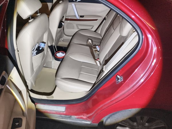 Roewe 550 2010, 103200 км, за 2754 USD - фото 18