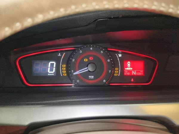 Roewe 550 2010, 103200 км, за 2754 USD - фото 12