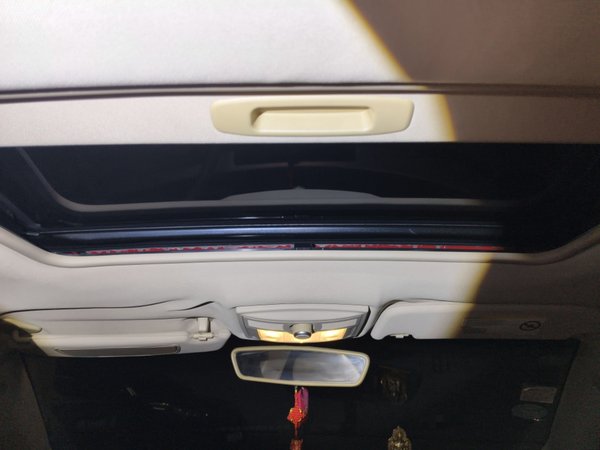 Roewe 550 2010, 103200 км, за 2754 USD - фото 19