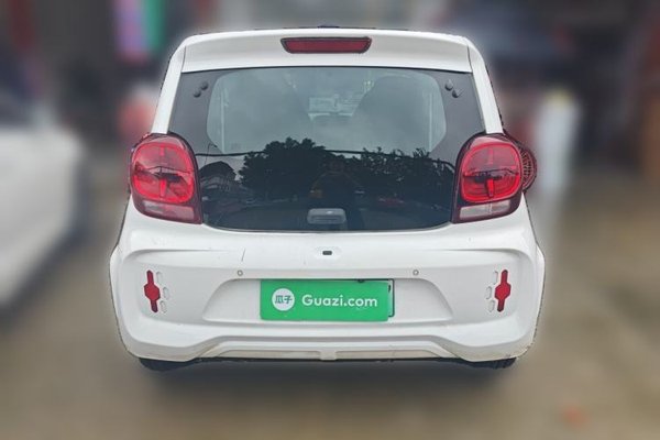 Roewe Clever 2021, за 4171 USD