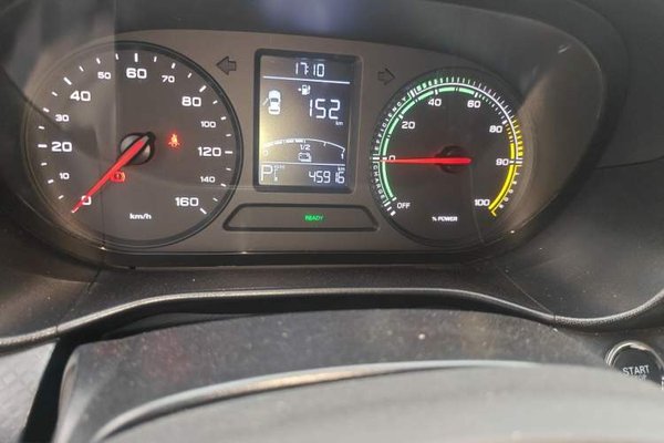 Roewe Clever 2021, 45900 км, за 4693 USD