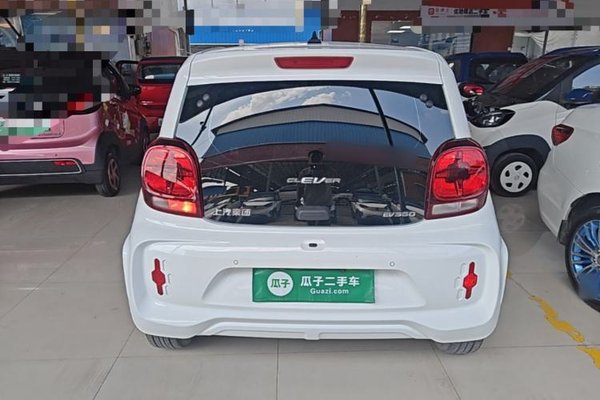 Roewe Clever 2021, 56000 км, за 5646 USD