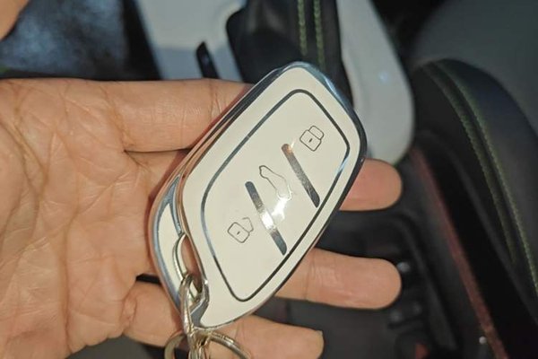 Roewe Clever 2021, 56000 км, за 5646 USD - фото 12