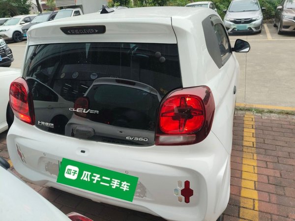 Roewe Clewe Clever 2021, 78700 км, за 5264 USD