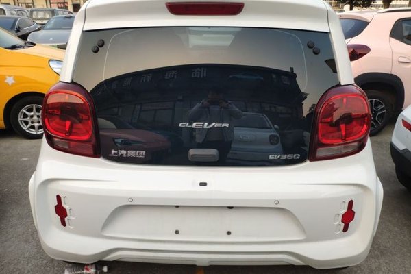 Roewe Clever 2022, 24000 км, за 6172 USD