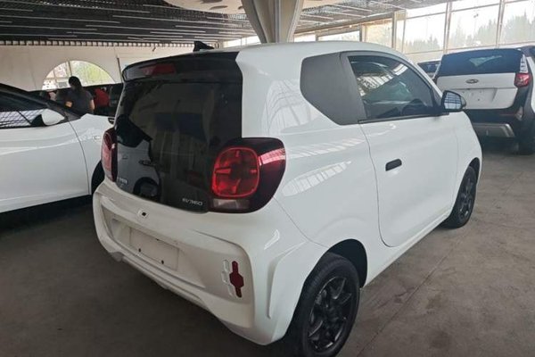 Roewe Clever 2022, 27100 км, за 6058 USD - фото 6