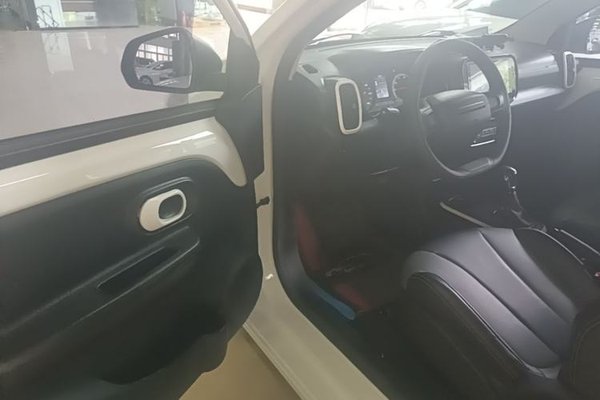 Roewe Clever 2022, 35100 км, за 6257 USD - фото 19