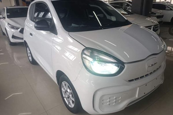 Roewe Clever 2022, 35100 км, за 6257 USD