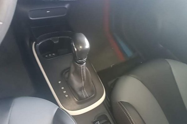 Roewe Clever 2022, 35100 км, за 6257 USD - фото 17