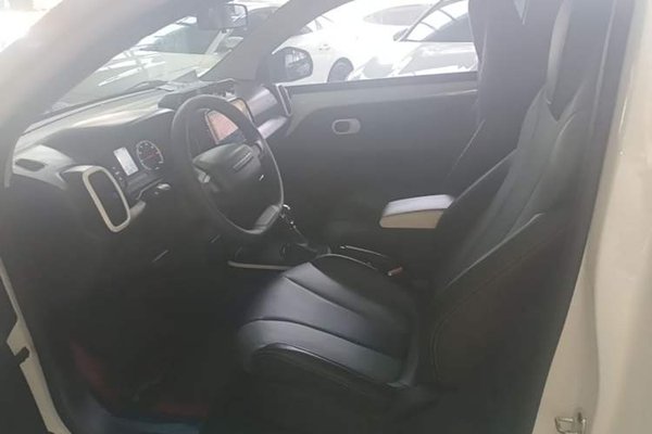 Roewe Clever 2022, 35100 км, за 6257 USD - фото 18