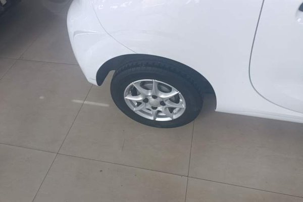 Roewe Clever 2022, 35100 км, за 6257 USD - фото 10