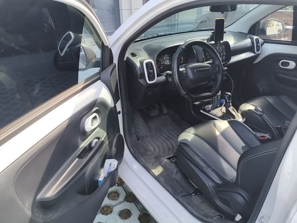 Roewe Clever 2022, 44100 км, за 5148 USD