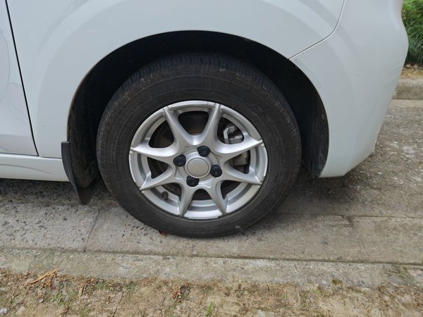 Roewe Clever 2022, 59600 км, за 5458 USD