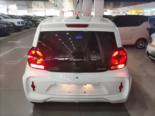 Roewe Clever 2022, 68200 км, за 6044 USD
