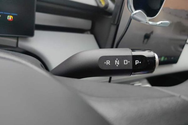 Roewe D6 2025, 6800 км, за 12012 USD - фото 11