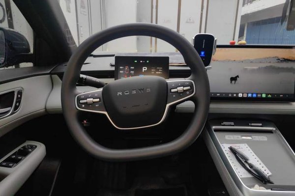 Roewe D6 2025, 6800 км, за 12012 USD - фото 7