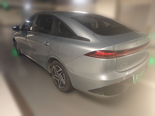 Roewe D6 2025, 15000 км, за 11805 USD