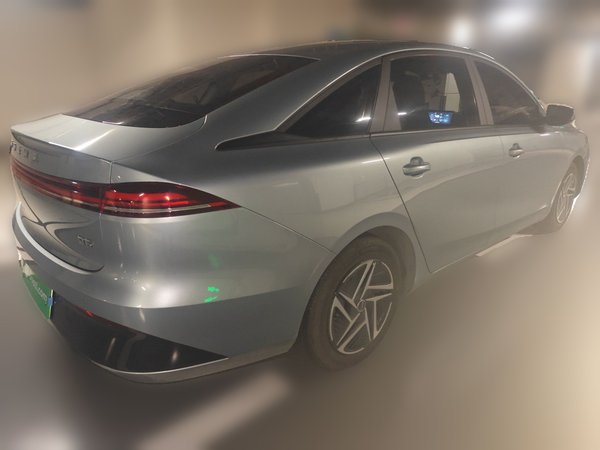 Roewe D6 2025, 15000 км, за 11805 USD - фото 6