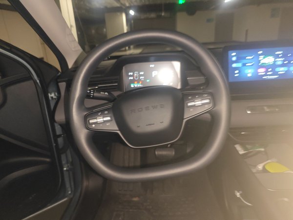 Roewe D6 2025, 15000 км, за 11805 USD - фото 11