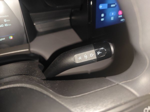 Roewe D6 2025, 15000 км, за 11805 USD - фото 15