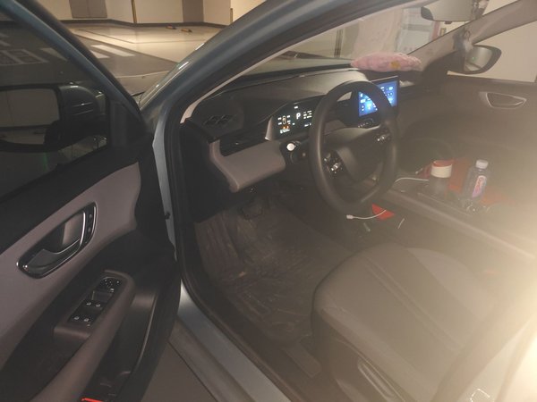 Roewe D6 2025, 15000 км, за 11805 USD - фото 17