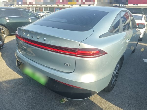 Roewe D6 2025, 37100 км, за 11182 USD - фото 6