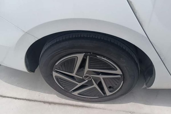 Roewe D6 2025, 47699 км, за 11445 USD - фото 11