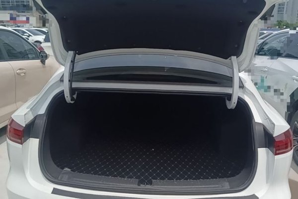 Roewe D6 2025, 47699 км, за 11445 USD - фото 20