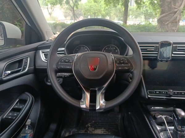 Roewe i5 2019, 140500 км, за 5331 USD - фото 11