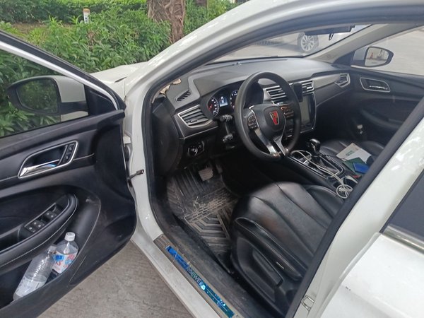 Roewe i5 2019, 140500 км, за 5331 USD - фото 9