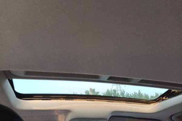 Roewe i5 2019, 92800 км, за 3753 USD - фото 18