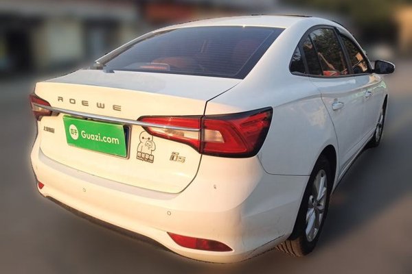 Roewe i5 2019, 92800 км, за 3753 USD - фото 6