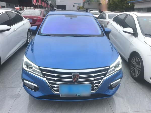 Roewe i5 2020, 61200 км, за 6429 USD