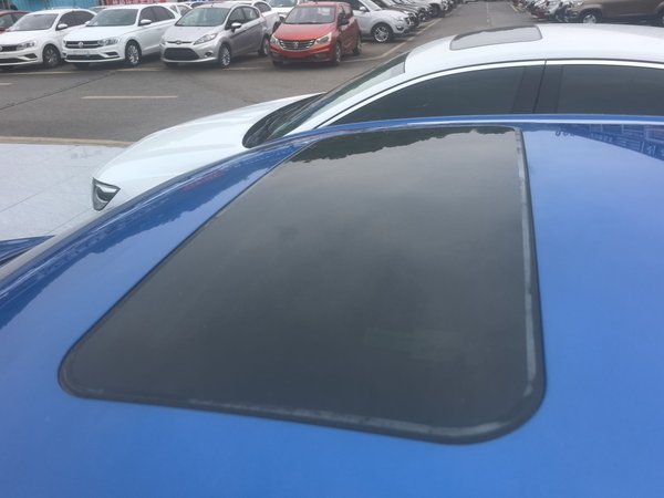 Roewe i5 2020, 61200 км, за 6429 USD - фото 11