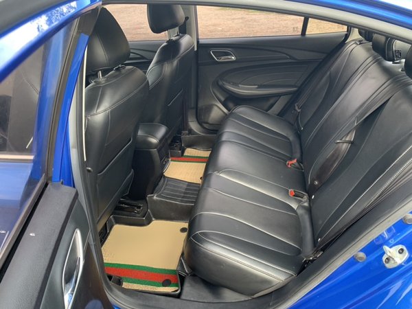 Roewe i5 2020, 86100 км, за 5154 USD - фото 25