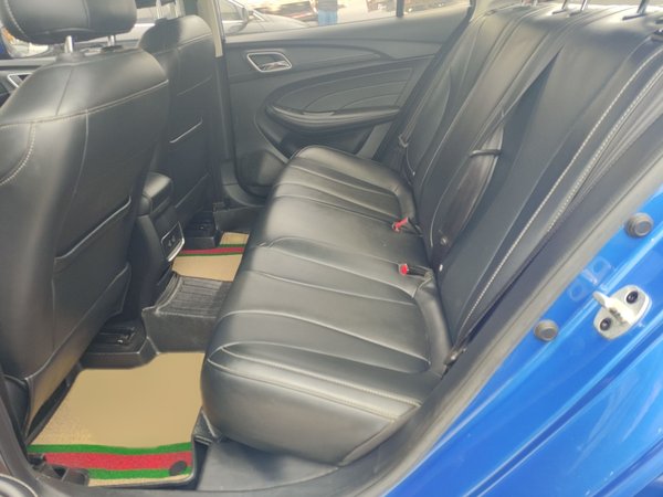 Roewe i5 2020, 86100 км, за 5154 USD - фото 23