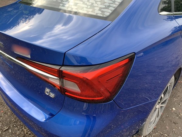 Roewe i5 2020, 86100 км, за 5154 USD - фото 8