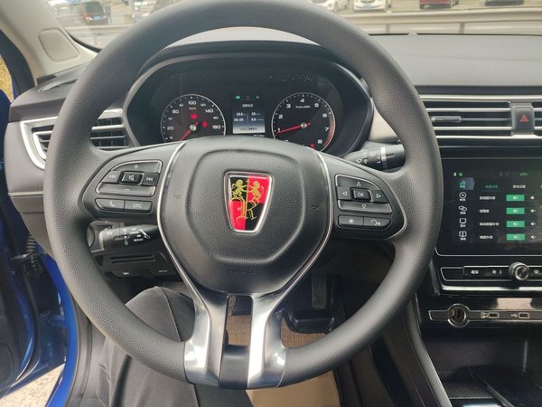 Roewe i5 2020, 86100 км, за 5154 USD - фото 12