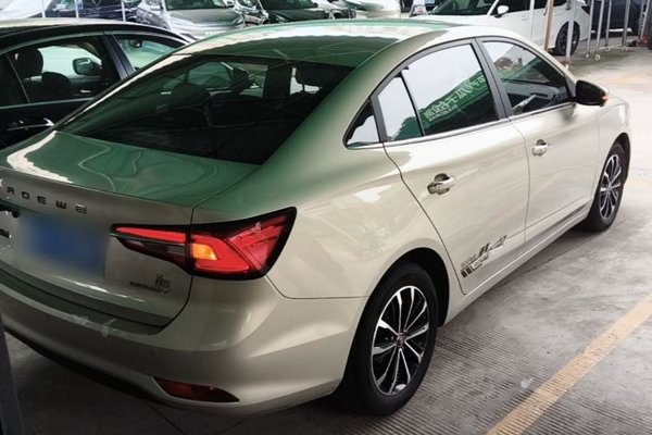 Roewe i5 2020, 68900 км, за 5948 USD - фото 6