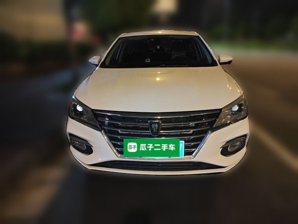 Roewe i5 2020, 39000 км, за 5311 USD