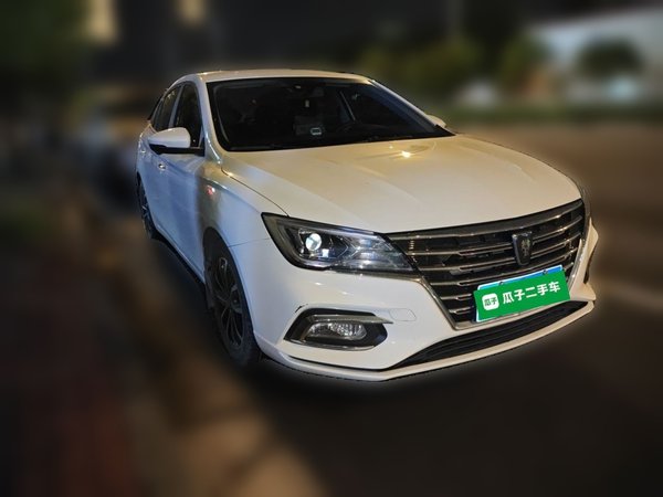 Roewe i5 2020, 39000 км, за 5311 USD