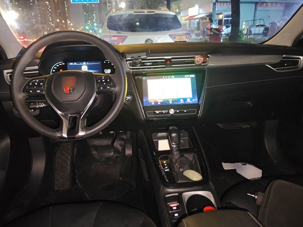 Roewe i5 2020, 39000 км, за 5311 USD - фото 10