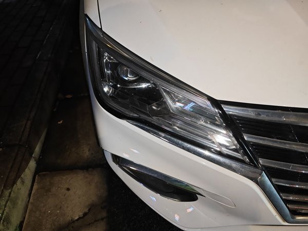 Roewe i5 2020, 39000 км, за 5311 USD - фото 7