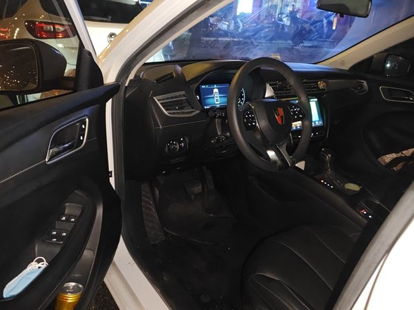 Roewe i5 2020, 39000 км, за 5311 USD - фото 17