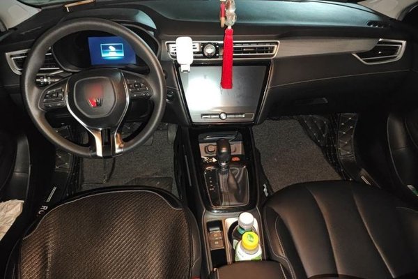 Roewe i5 2020, 87200 км, за 5554 USD - фото 6