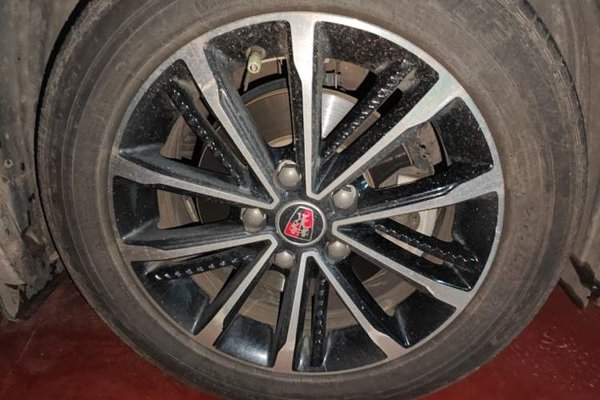 Roewe i5 2020, 87200 км, за 5554 USD