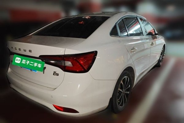 Roewe i5 2020, 87200 км, за 5554 USD
